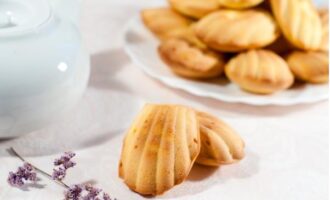Классические французские 'Мадлен' с лимоном