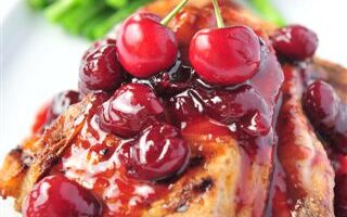 Мясо с вишневым соусом