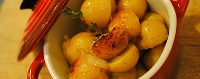 Картофель в горшочках