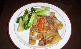 Говядина с картошкой в духовке