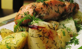 Семга с картошкой в мультиварке