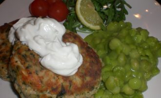Рыбные котлеты с творогом