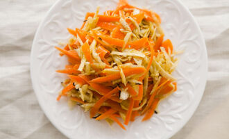 Витаминный салат с уксусом