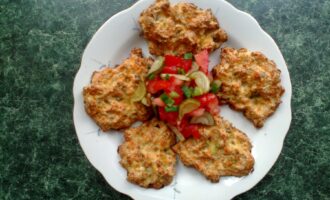 Рубленные куриные котлеты с грибами и сыром