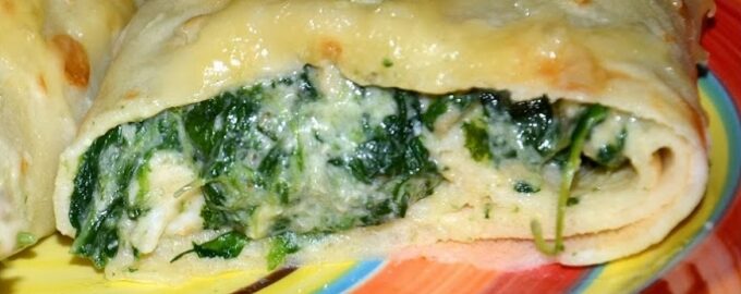 Блины с курицей и шпинатом