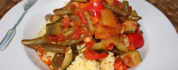 Овощное рагу со стручковой фасолью