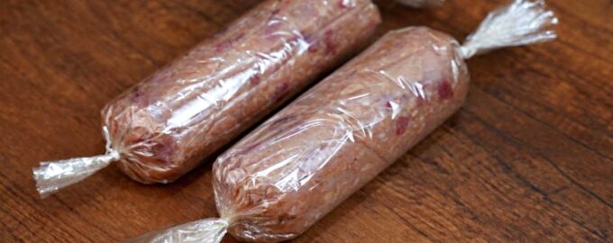 Домашняя колбаса из курицы без оболочки