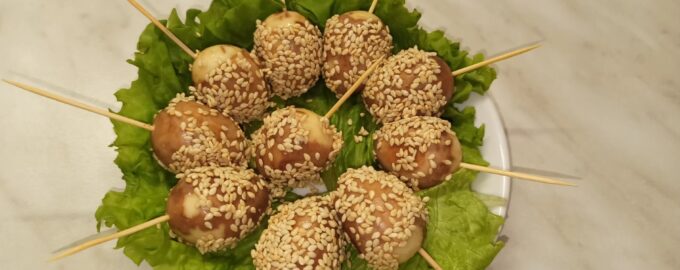 Вкусная и оригинальная закуска из перепелиных яиц/Яйца по-тайски