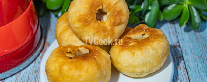 Беляши с мясной начинкой из теста на кефире