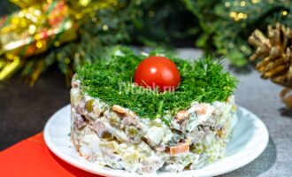 Оливье с мясом классический