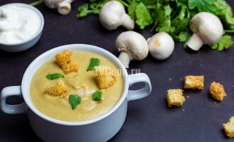 Овощной суп-пюре с грибами