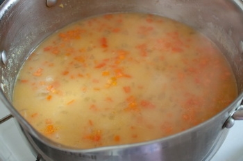 Варим суп 3-5 минут на медленном огне