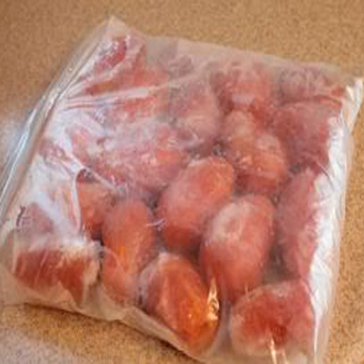 целые замороженные томаты