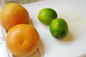 фрукты на столе
