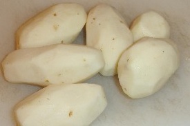 очистить картофель от кожуры