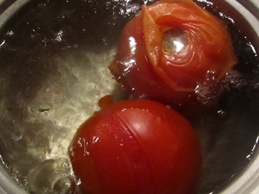 бланшируем помидоры