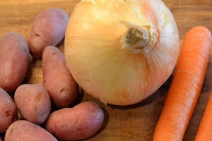 картофель, лук, морковь