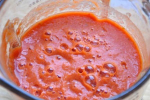 томатное пюре в блендере
