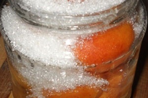 сахар и абрикосы