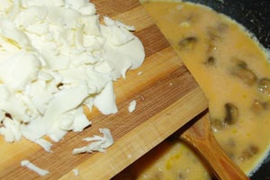 сыр ан омлете