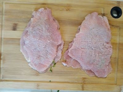 Накрываем свинину сверху мясом