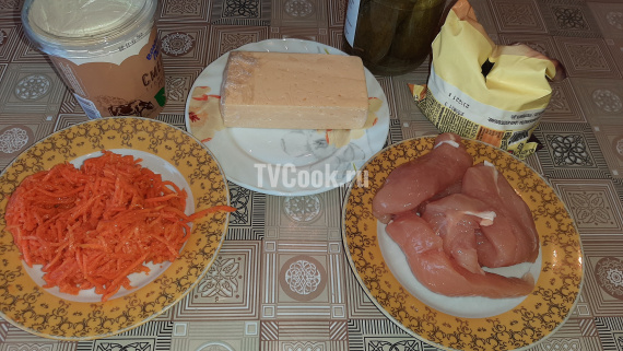 Салат с курицей, сыром и морковью по-корейски — пошаговый рецепт с фото и видео