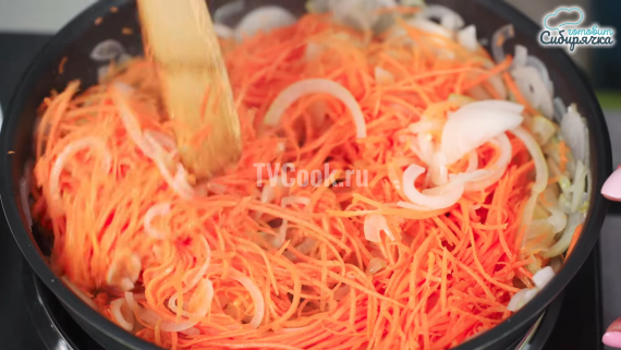 Салат из кабачков с морковью по-корейски