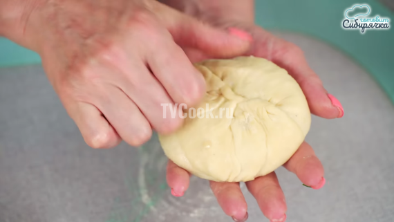 Курники с курицей и картошкой из слоеного теста — пошаговый рецепт с фото и видео