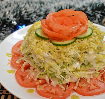 Слоеный капустный салат