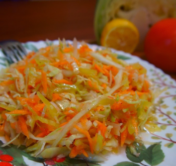 Салат из капусты белокочанной с соком лимона - быстро, вкусно, просто!