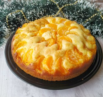 Мандариновый пирог (простое тесто + свежие мандарины)