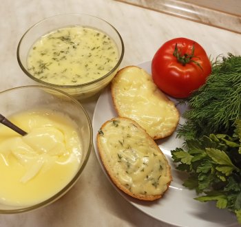 Вкуснейший рецепт домашнего плавленого сыра. Всего 15 минут и готово!
