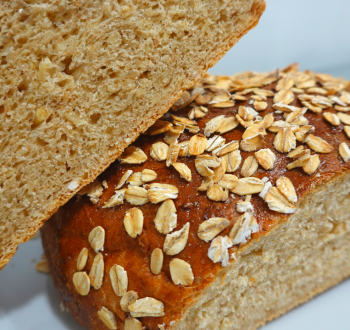 Обалденный овсяный хлеб с мёдом по скандинавскому рецепту. (Хлеб с овсяными хлопьями)