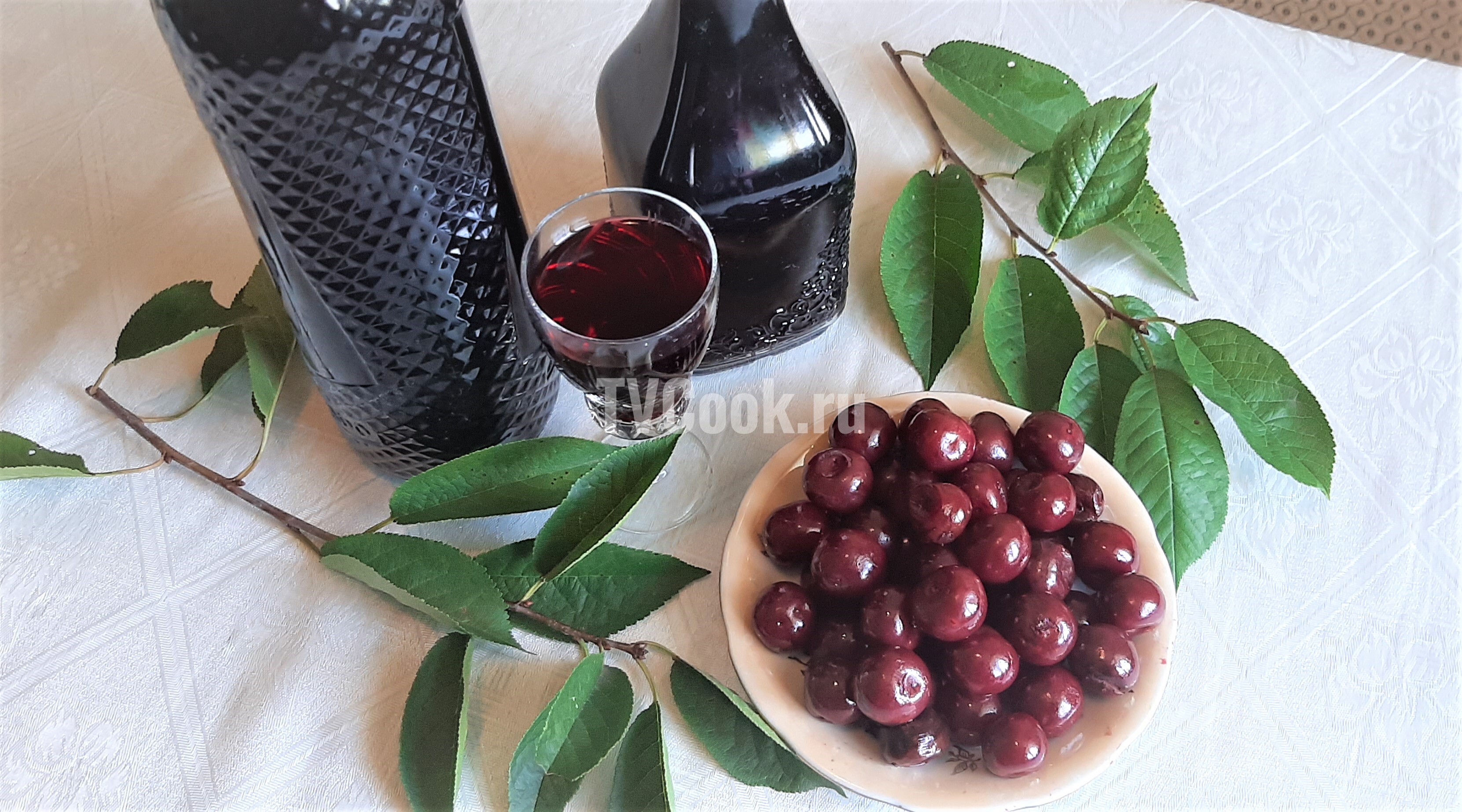Настойка вишни на водке "Вишневочка" — пошаговый рецепт с фото и видео