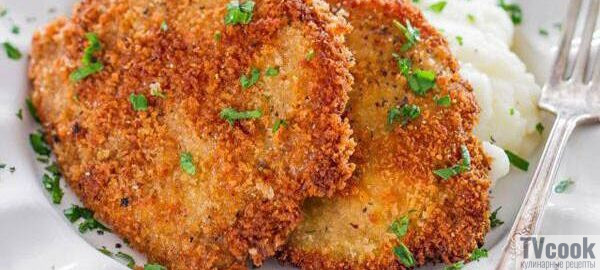 Куриное филе в сырной панировке