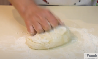 Яблочный штрудель с тонким тестом много начинки