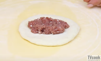 Невероятное тесто вкусные пирожки с мясом в духовке