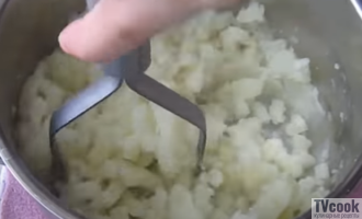 Трубочки из лаваша с картофельной начинкой и сыром