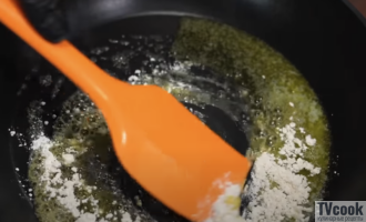 Хрустящий картофель фри с сырным соусом дома