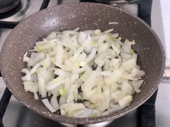 Кислые щи из квашеной капусты