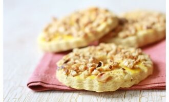 Песочные кольца с орехами