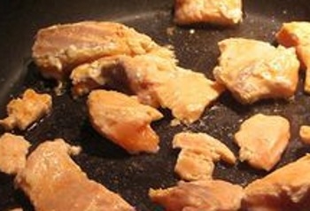 Лосось с рисом в духовке запеканка
