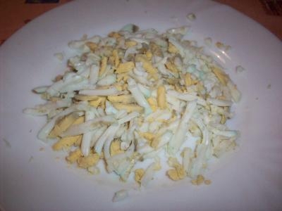 Салат с кальмарами "Морская пена"