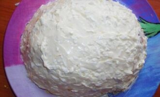 Рецепт салата «Ветка сирени» с рыбными консервами