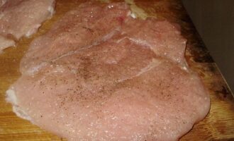 Изысканный фаршированный рулет из индейки
