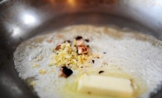 Рецепт конвертиков с грибами и сыром