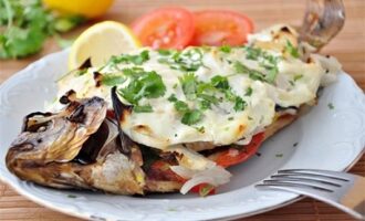 Как приготовить карася в сметане: рецепт с пошаговыми фото