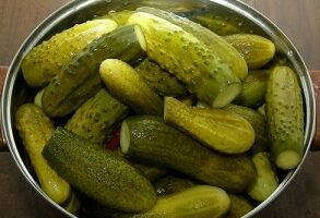 Малосольные огурцы квашеные на зиму