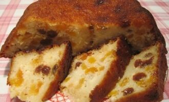 Творожная запеканка с изюмом