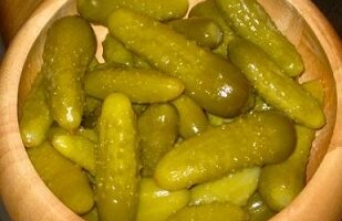 Соленые огурцы на зиму как бочковые